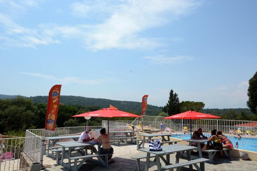 Camping Montana Parc - Gassin Golfe De St Tropez - Maeva Esterno foto