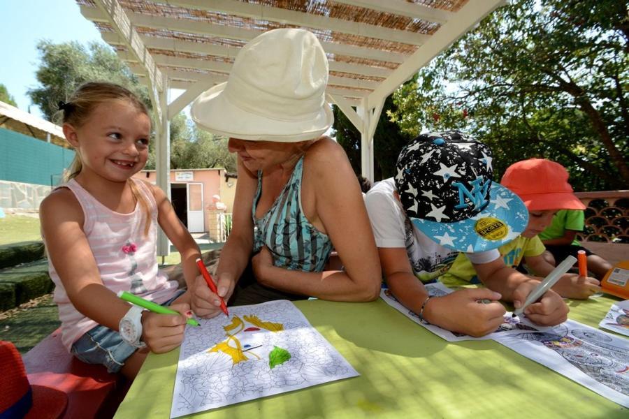 Camping Montana Parc - Gassin Golfe De St Tropez - Maeva Esterno foto